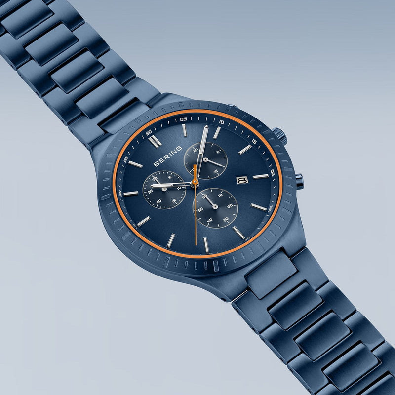 Bering Herrenuhr Chronograph Titanium Collection - 11743 - 797 - Jetzt bei clockchasers.com kaufen