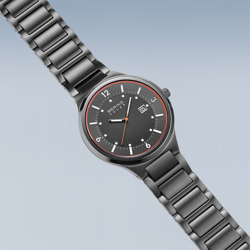 Bering Herrenuhr Solar Collection - 14442 - 777 - Jetzt bei clockchasers.com kaufen