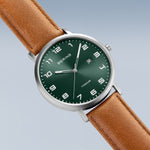 Bering Herrenuhr Titanium Collection - 18640 - 568 - Jetzt bei clockchasers.com kaufen
