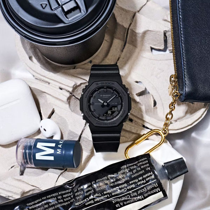Casio G - Shock Classic - GMA - P2100BB - 1AER - Jetzt bei clockchasers.com kaufen