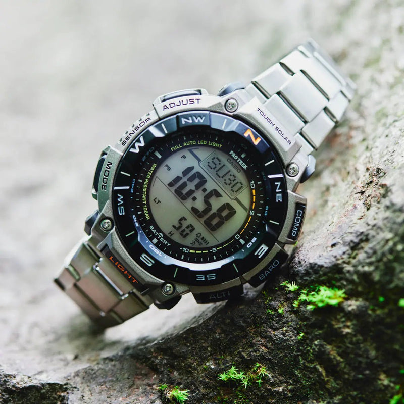 Casio Pro Trek PRG-340T-7ER Herren Armbanduhr Solar Grau Titan