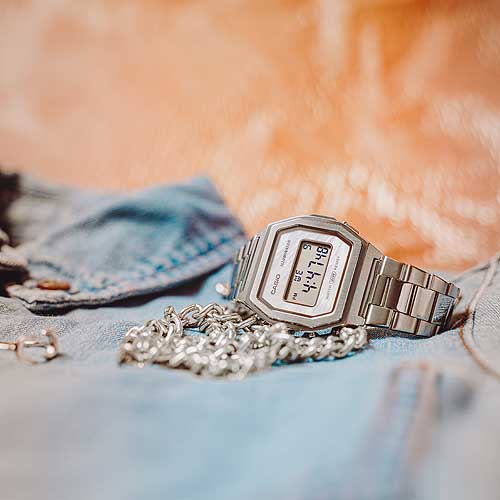 Casio Vintage Iconic - A1000D - 7EF - Jetzt bei clockchasers.com kaufen