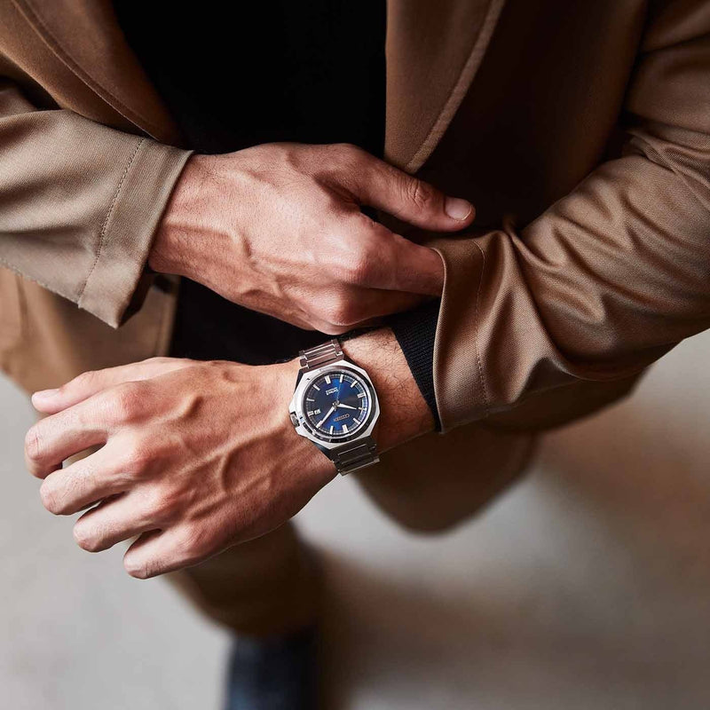 Citizen Series 8 Automatik Herrenuhr - NB6010 - 81L - Jetzt bei clockchasers.com kaufen