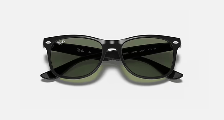 Ray - Ban KIDS Junior New Wayfarer - RJ9025S 100/71 47 - Jetzt bei clockchasers.com kaufen