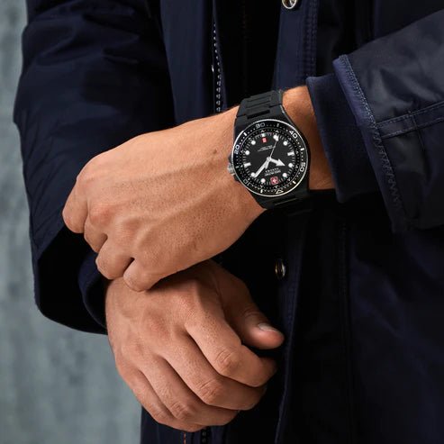 Swiss Military Hanowa Ocean Pioneer - SMWGN0001180 - Jetzt bei clockchasers.com kaufen