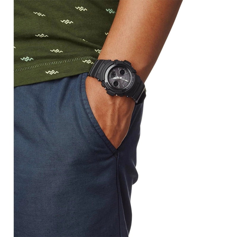 Casio G - Shock Classic - AWG - M100B - 1AER - Jetzt bei clockchasers.com kaufen