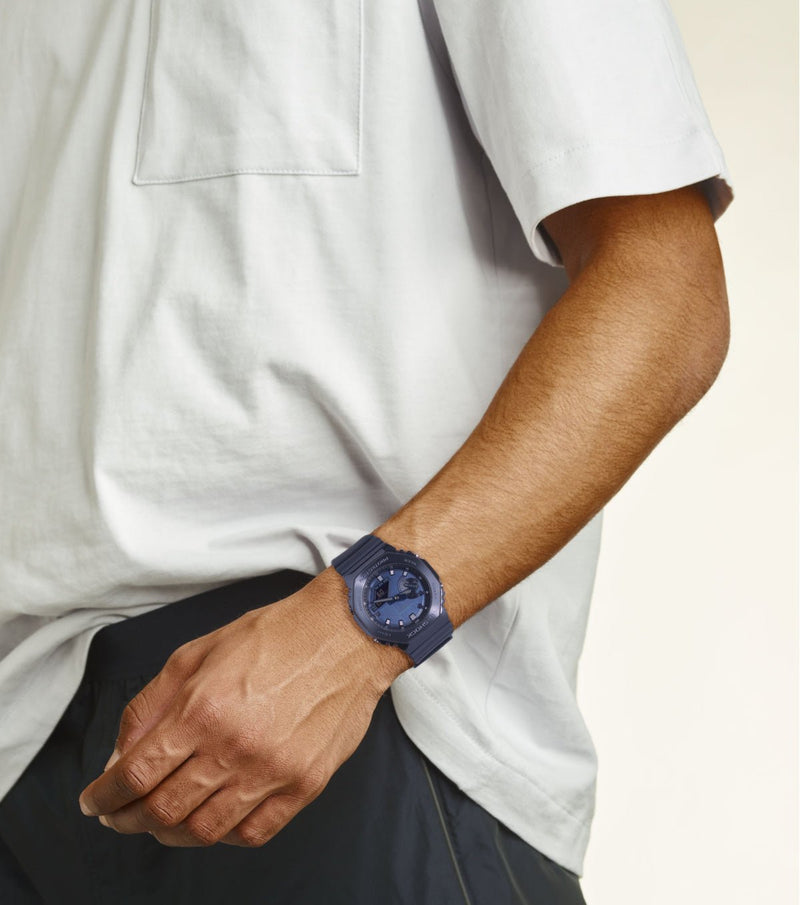 Casio G - Shock Classic - GM - 2100N - 2AER - Jetzt bei clockchasers.com kaufen