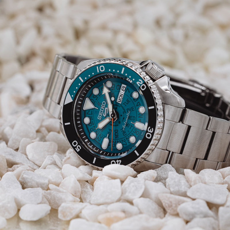 Seiko 5 Sports Automatik Herrenuhr - SRPJ45K1 - Jetzt bei clockchasers.com kaufen